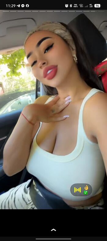 Shainaaa489