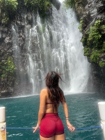 Shainna Gayle De Castro