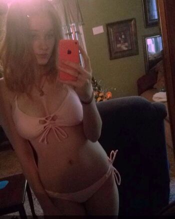 Slim Busty Milfs