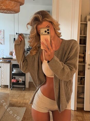 Sophie Charlott