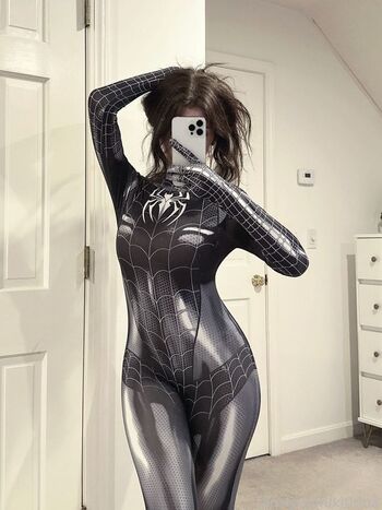 Spider-girl into the Thot-Verse!