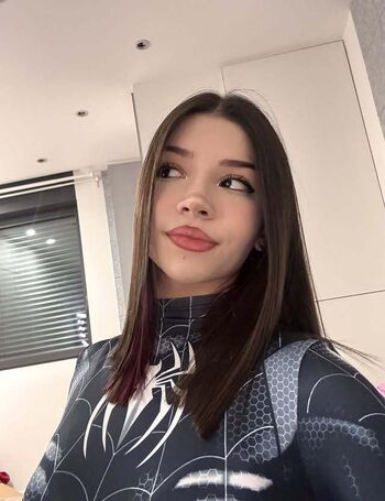 Spider-girl into the Thot-Verse!