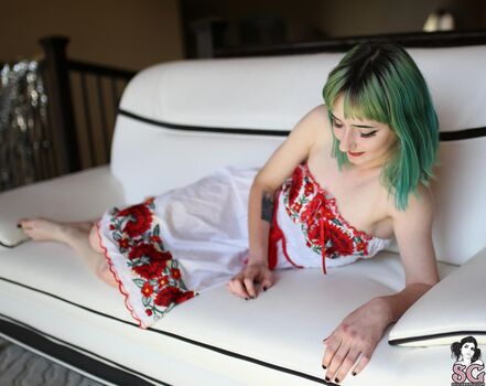 Suicide Girls Mix