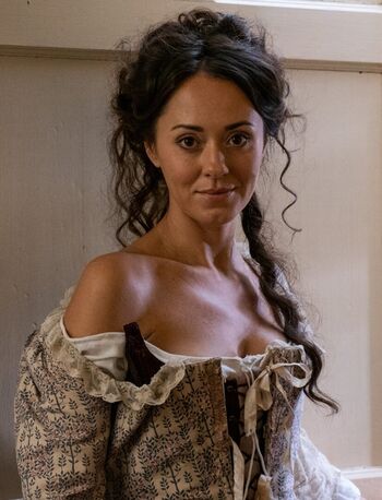 Susannah Fielding