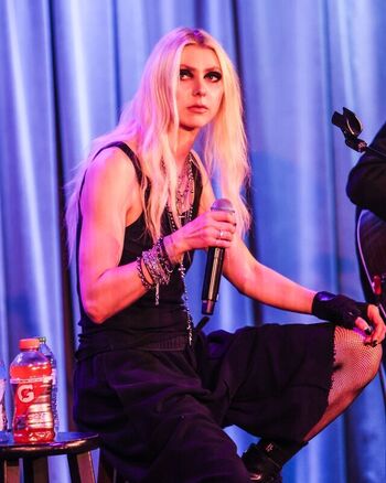 Taylor Momsen