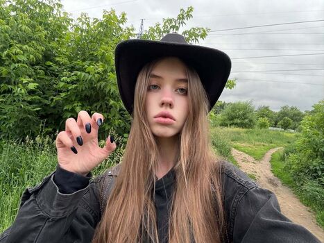 Full leaked Mckenziebb/ private onlyfans photo