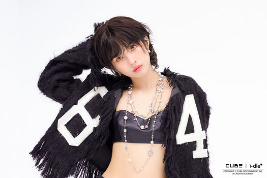 tiny.pretty.j