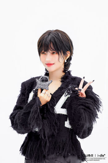 tiny.pretty.j