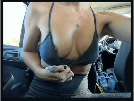 Tori_b_fit