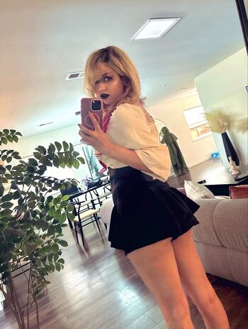 Full leaked Trickywi private onlyfans photo