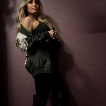 Trish Stratus