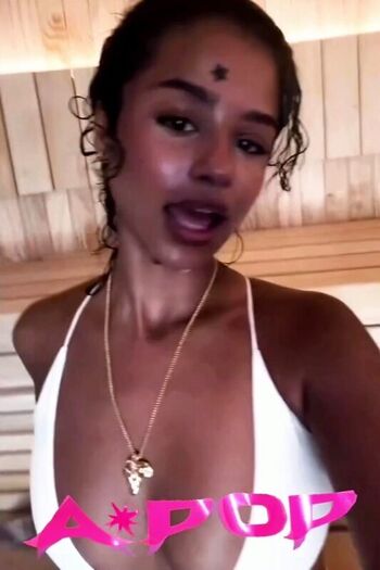 Full leaked Sonjashiofree/ private onlyfans photo