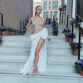 Una Healy