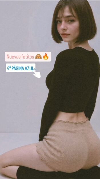Valeria Flores