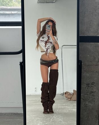 Valya Karnaval