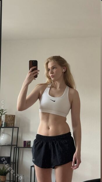 Vivien Michelle