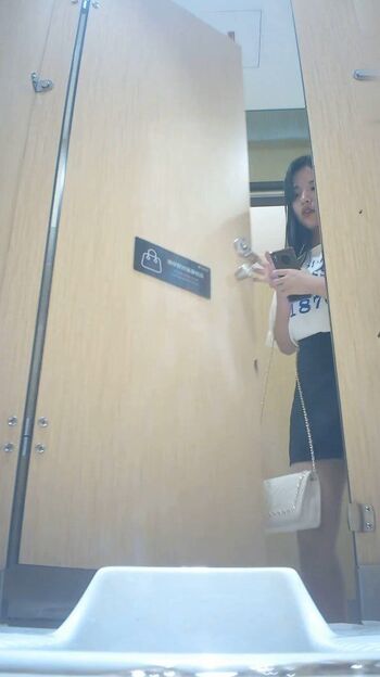 Voyeur Asian Pissing Toilet &Amp; Upskirts Only