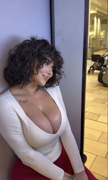 Full leaked Leyla star/ private onlyfans photo