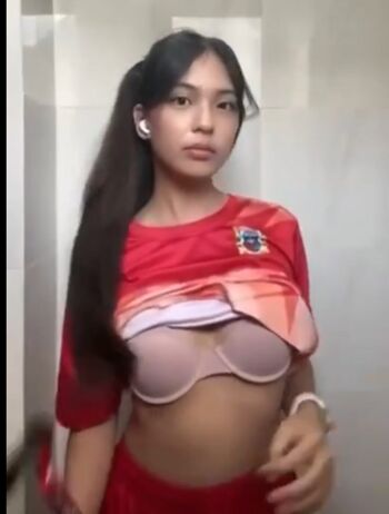 Full leaked Tiwipics / private onlyfans photo