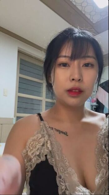 Full leaked Stunning com/ private onlyfans photo