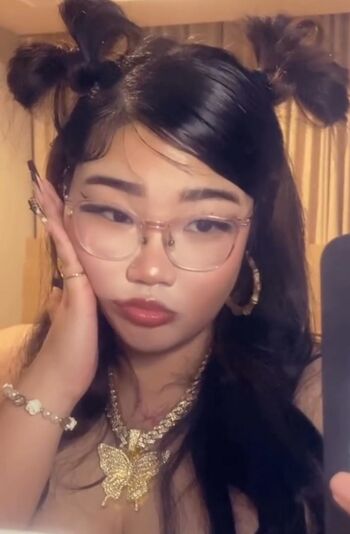 Full leaked Arikills/ private onlyfans photo