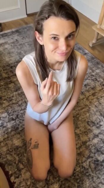 Full leaked Sabrina carpenter / private onlyfans photo