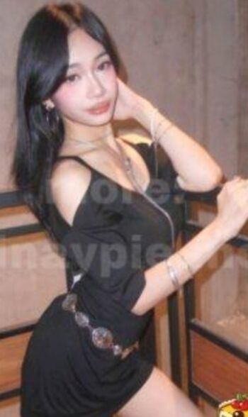 Full leaked Glamgirl/ private onlyfans photo