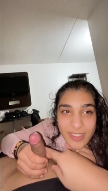 Full leaked Subhaslyf/ private onlyfans photo
