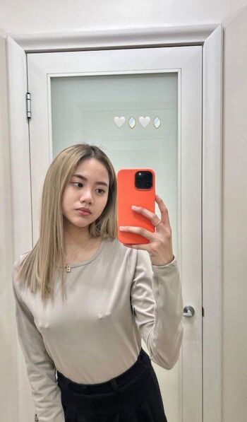 Full leaked Chelsea saph / private onlyfans photo