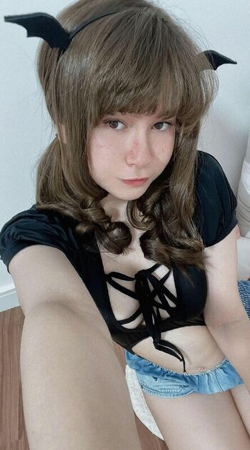 Full leaked Eshafaradhiba/ private onlyfans photo