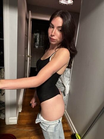 Full leaked Hyunji queen/ private onlyfans photo