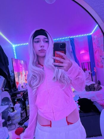 whosluxxx
