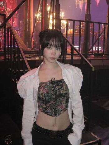 WomenK-pop