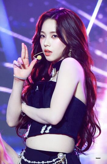 WomenK-pop
