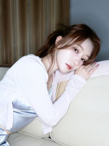 WomenK-pop