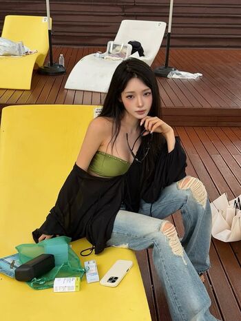 WomenK-pop