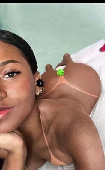 Yana Criss