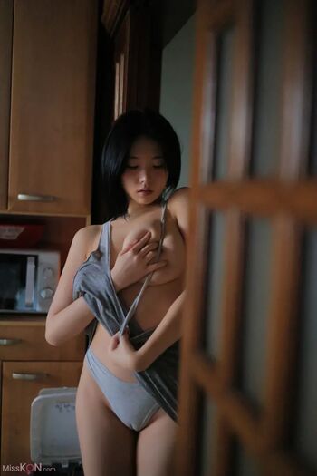 Yeon Woo Shoujo