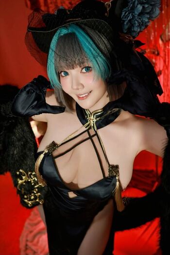 Ying Tze