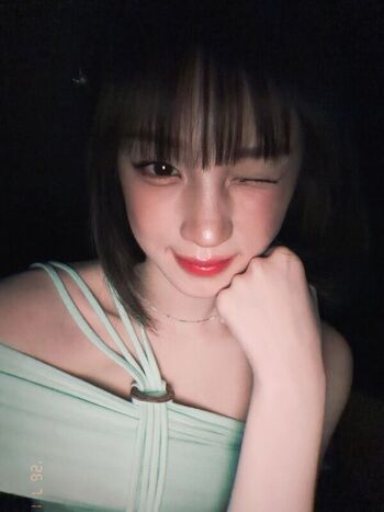 Full leaked Liza rowe / private onlyfans photo