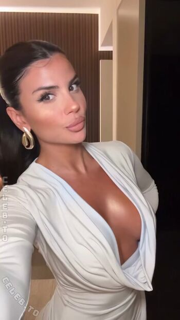Full leaked Zara secret private onlyfans photo