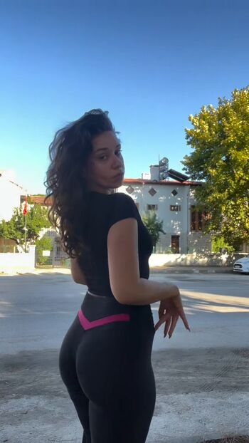 Zeynep Serter