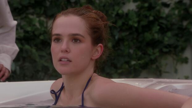 zoeydeutch